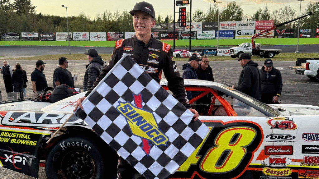 Stunod Racing Raphael Lessard Un 4e titre consécutif au Bacon Bowl pour Raphaël Lessard - Info-web