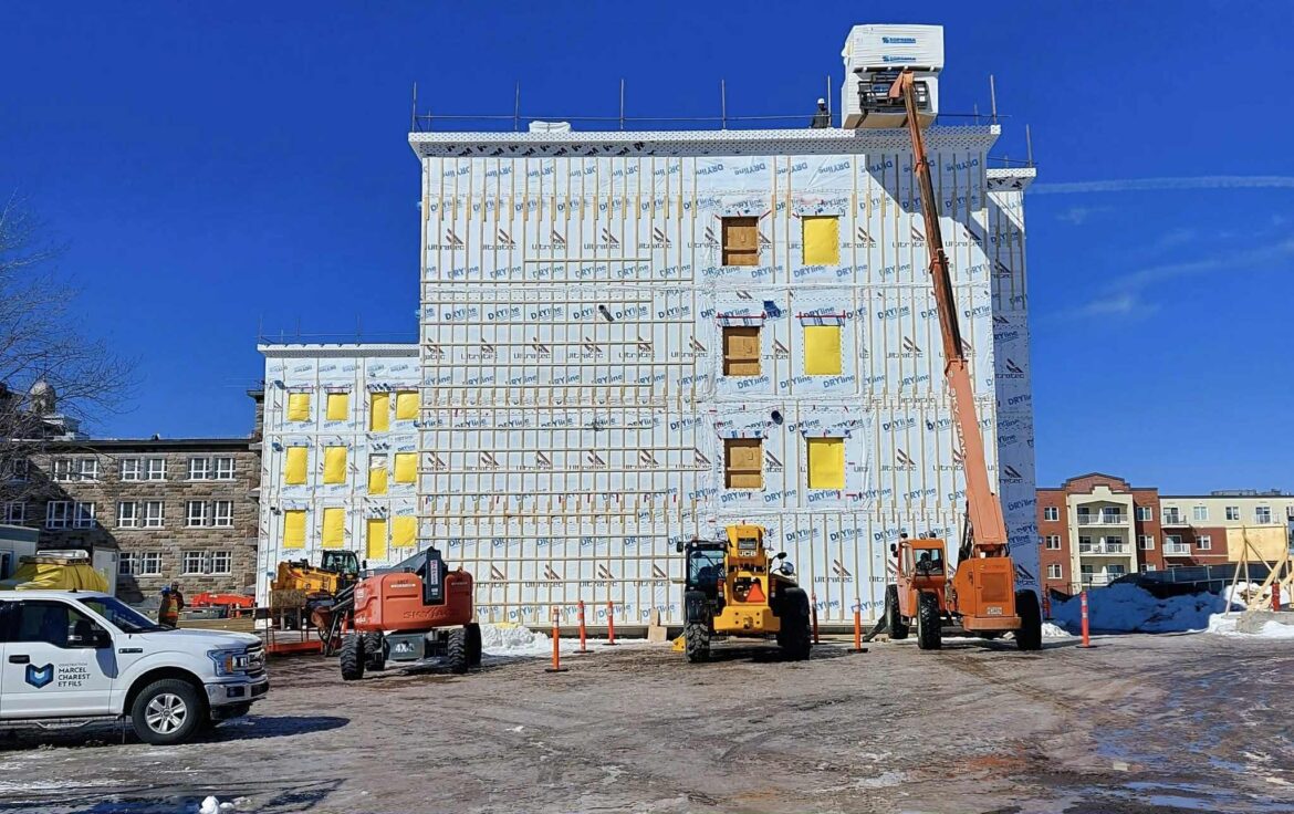 c33924f6-205c-4bee-bc90-c45366d80605